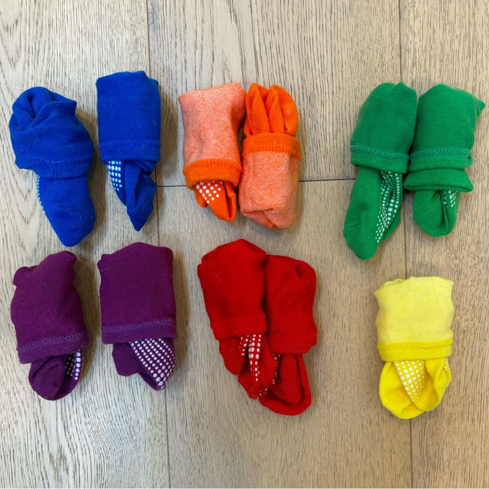 Washed, Never-worn Colorful Sock Lot 3T